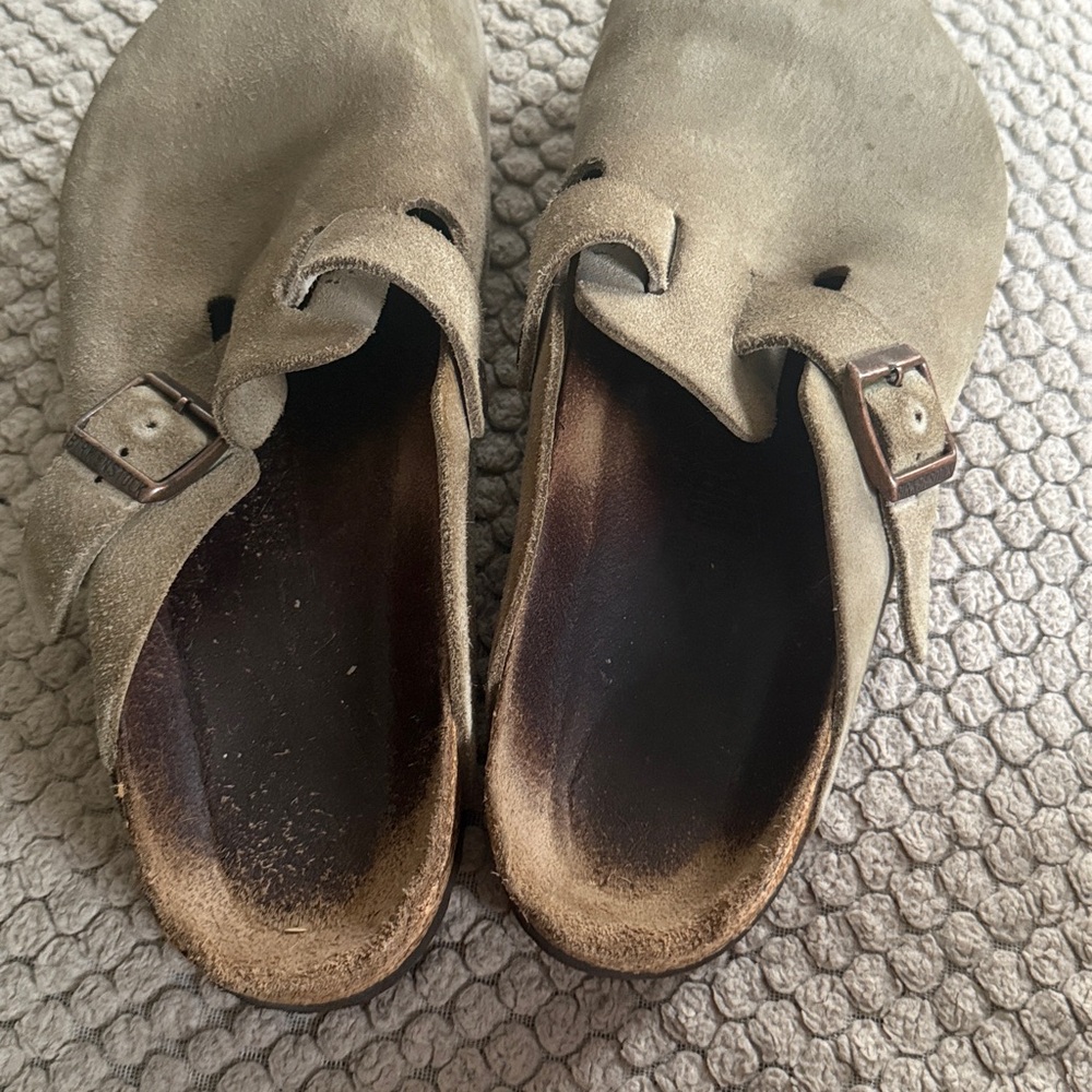 Tan suede Boston Birkenstocks - Picture 3 of 8